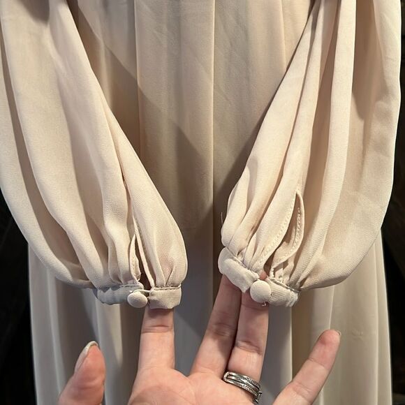 Mac Duggal Ivory Gown with Embellished Shoulders - Picture 5 of 15